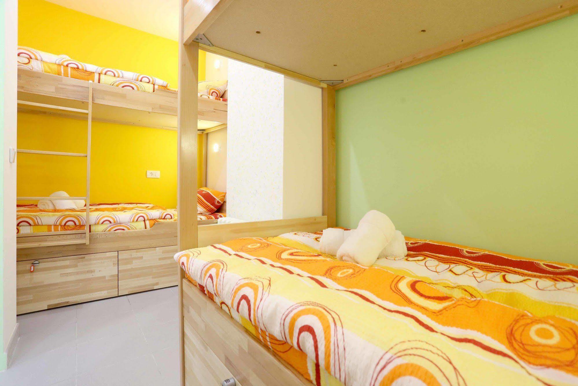 Hostel City Rest Sarajevo Buitenkant foto