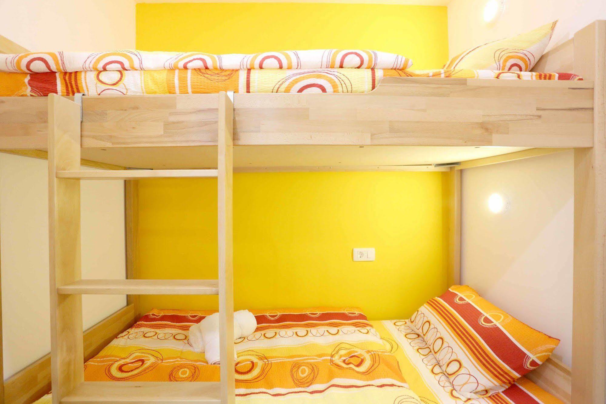 Hostel City Rest Sarajevo Buitenkant foto